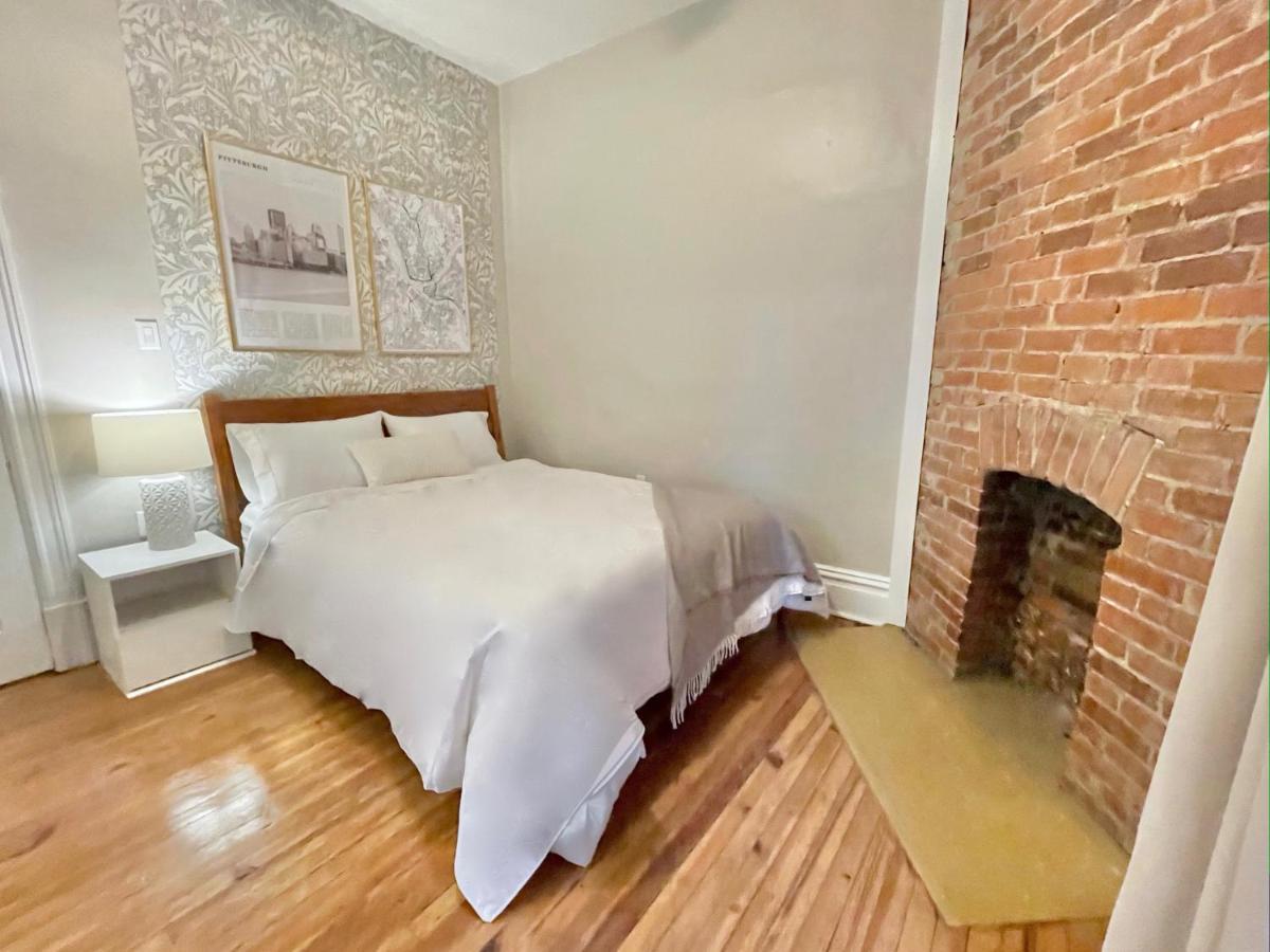 The Warhola Bloomfield By Luxe Pgh Apartment Pittsburgh Luaran gambar